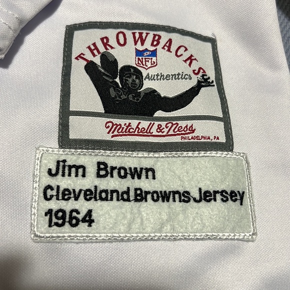 CLEVELAND JERSEY - Picture 3 of 3